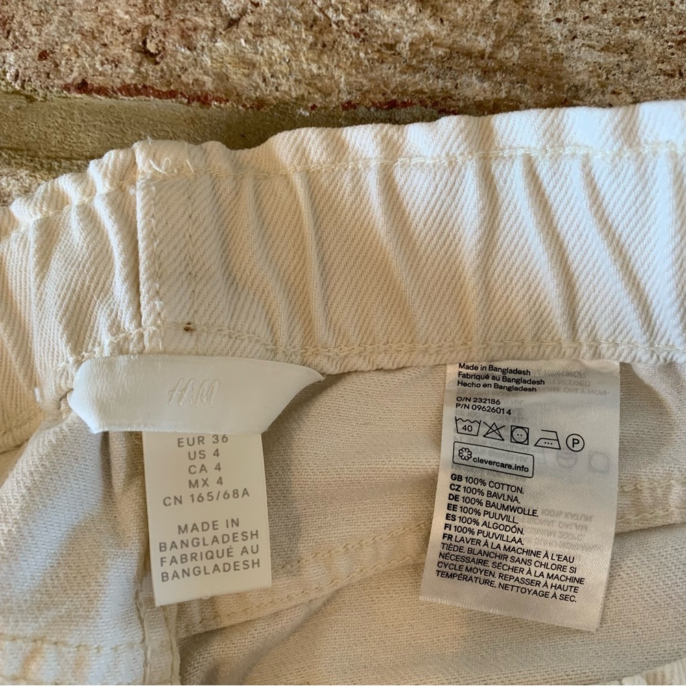 H&M | High Waisted Paper Bag White Pants | 4 - Picture 4 of 14